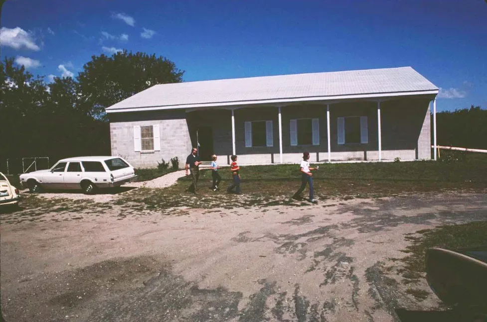 View full image: Photo 3